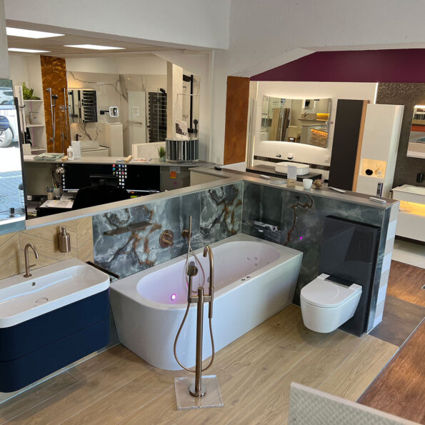 Badezimmer Wand Badewanne mit Whirlpool Düse